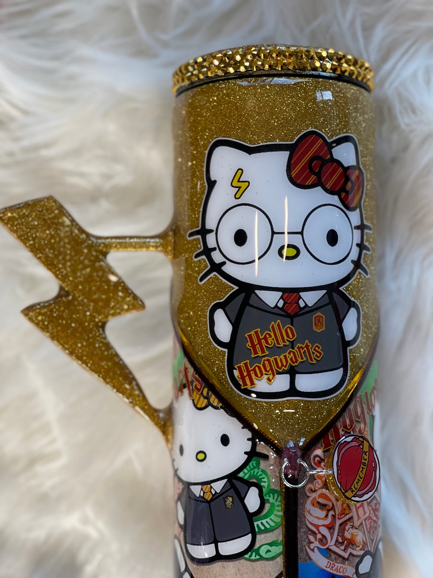 Hello Wizards!! 30oz Straw Tumbler w/3D lightening handle